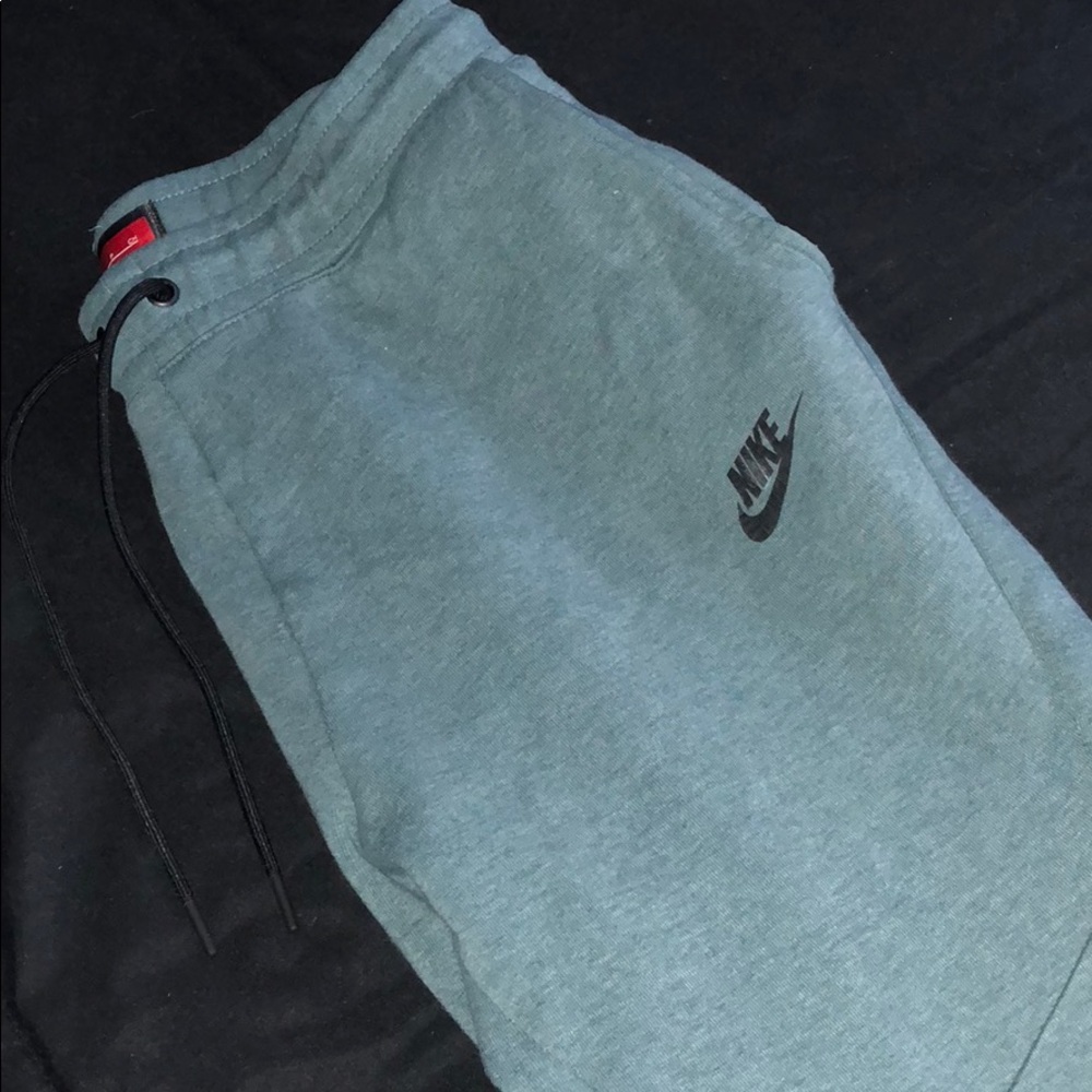 Nike joggers